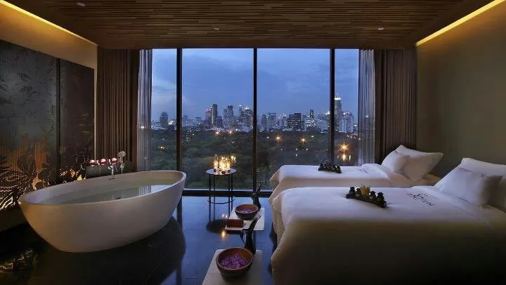 Luxury Suite
